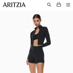 Aritzia TnaBUTTER Limit Zip Longsleeve size small!